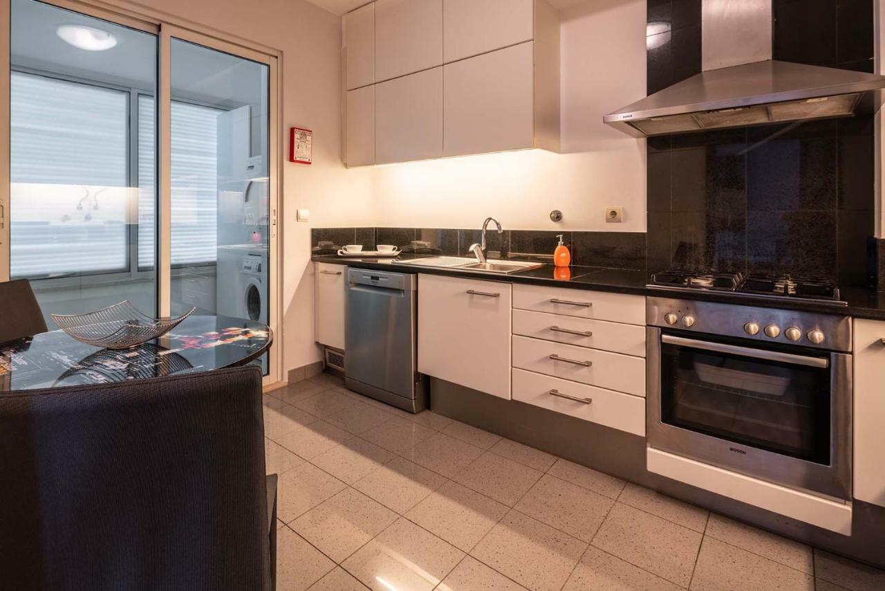 Oceanside Terrace Apartment By Holiday Rental Madeira Funchal  Exteriör bild